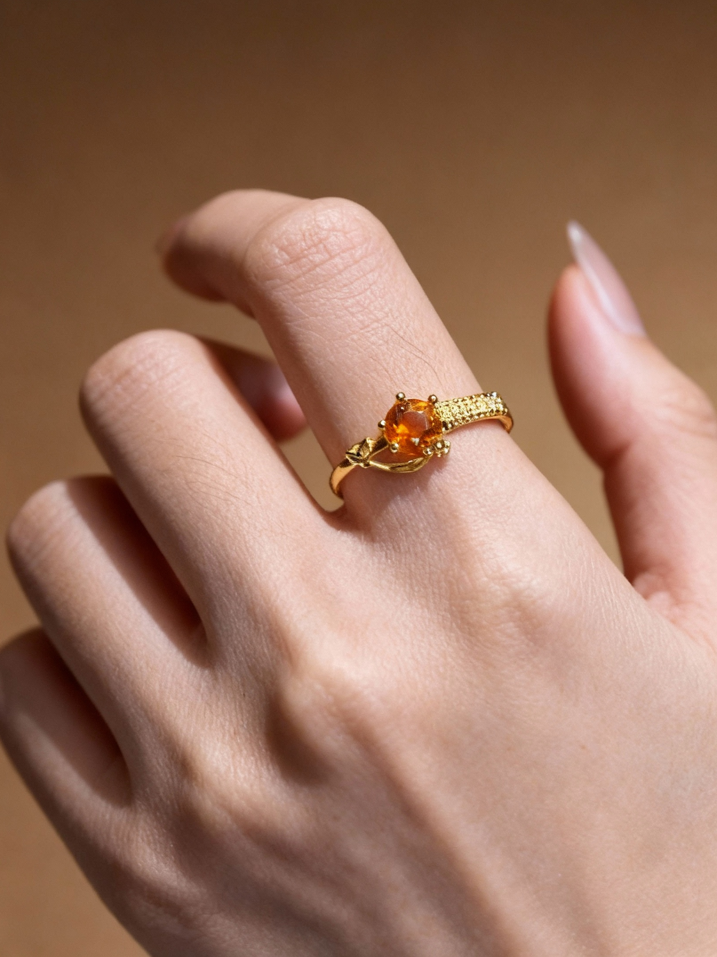 Round citrine gemstone ring with S925 gold-plated silver setting