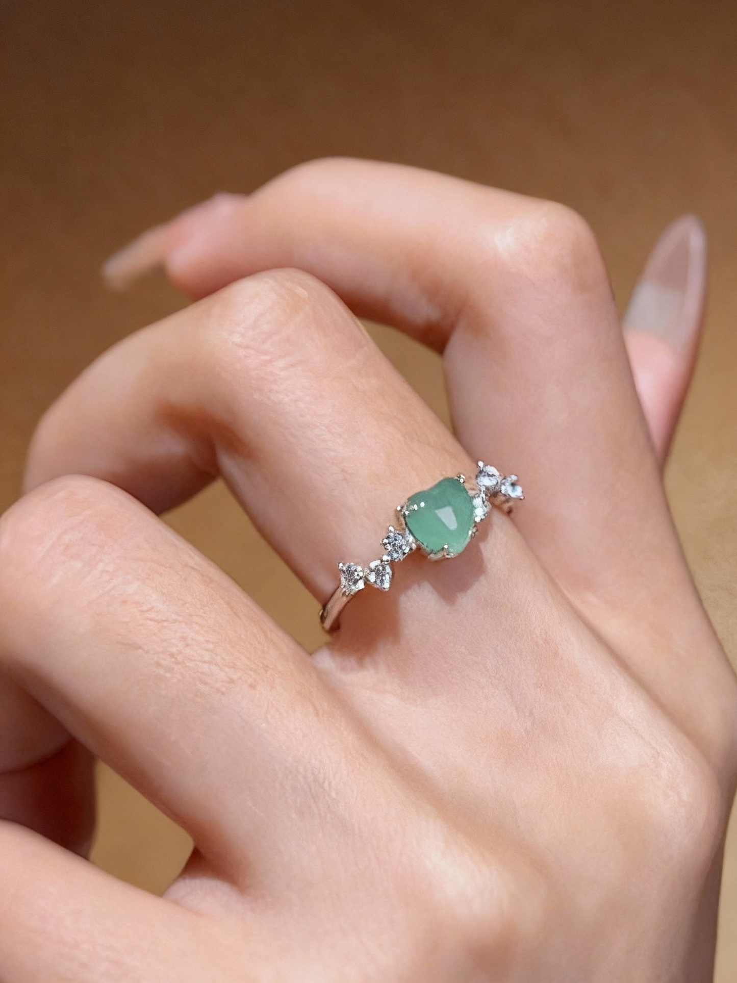 Natural aventurine ring with carved heart stone