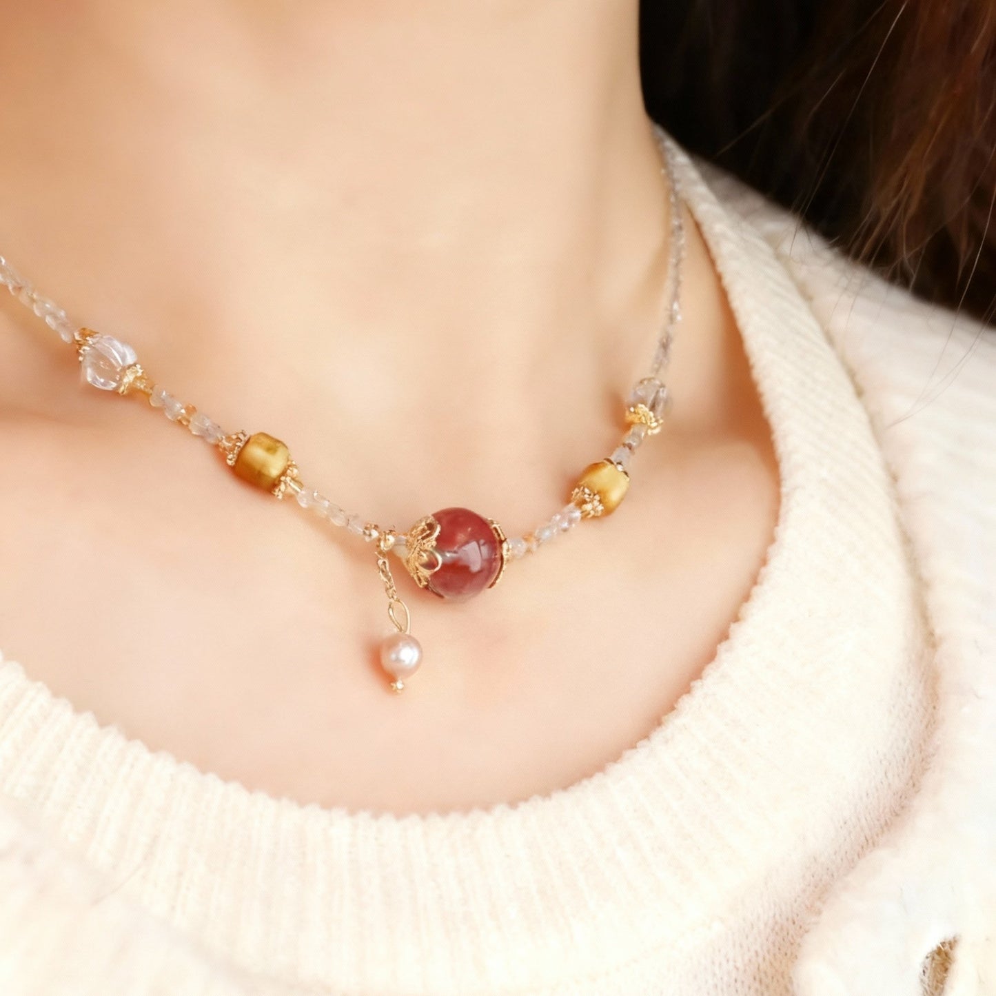 Natural crystal necklace with clear quartz, amethyst and pearl beads