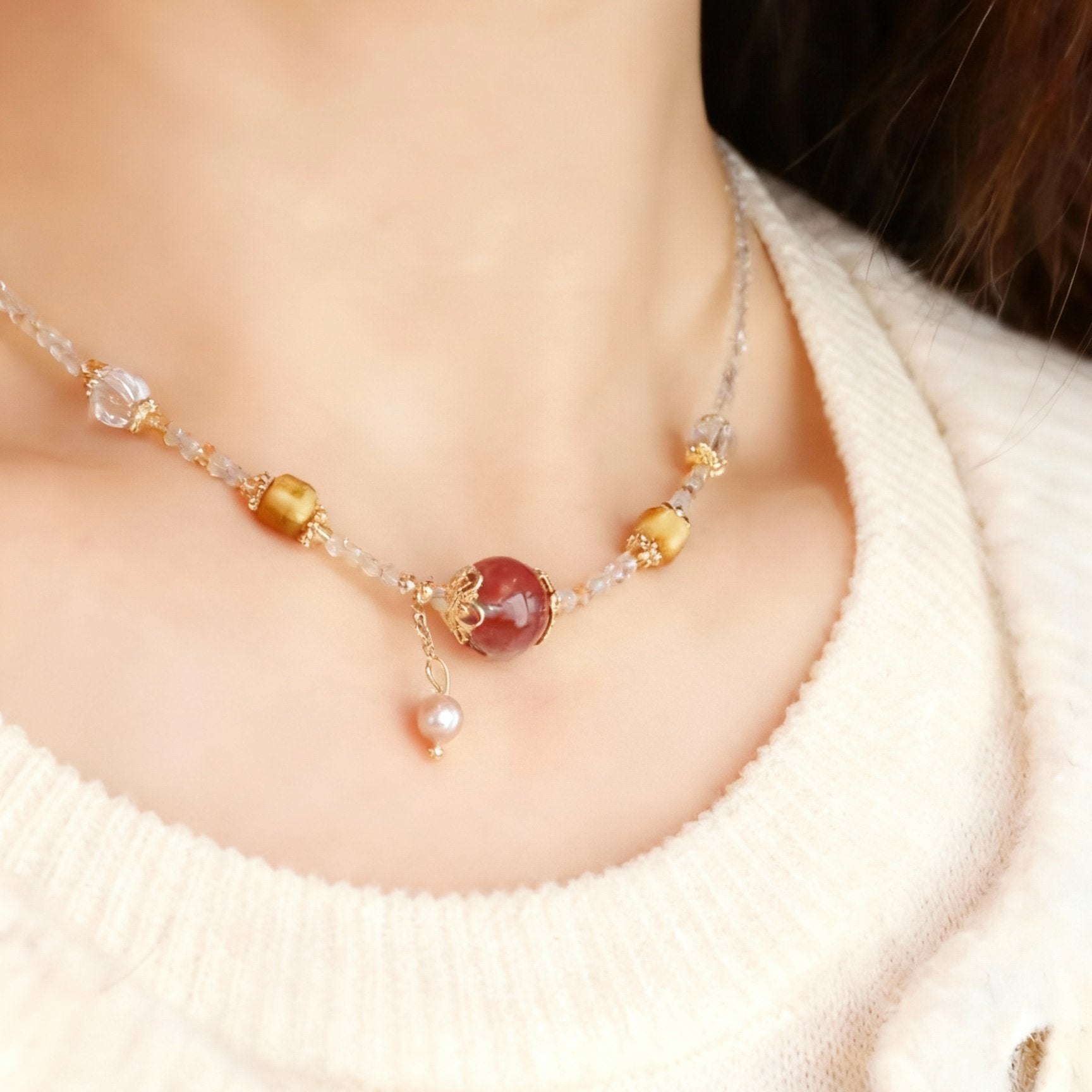 Natural crystal necklace with clear quartz, amethyst and pearl beads