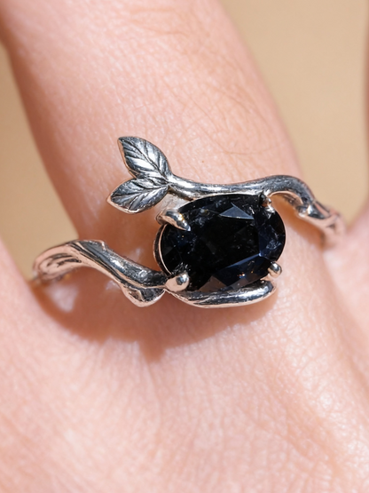 S925 silver twig ring showing black spinel stone setting