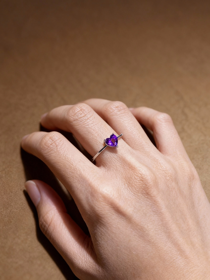 Purple amethyst heart gemstone ring