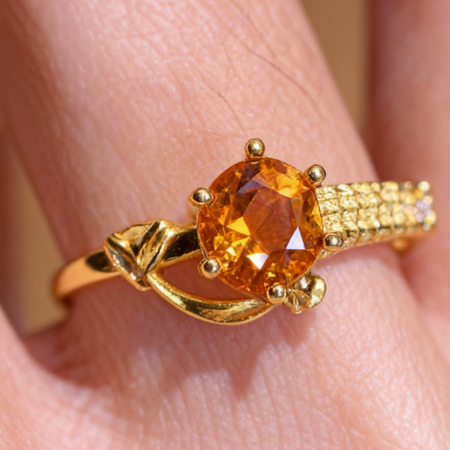 Natural citrine ring with round-cut gemstone and gold plating