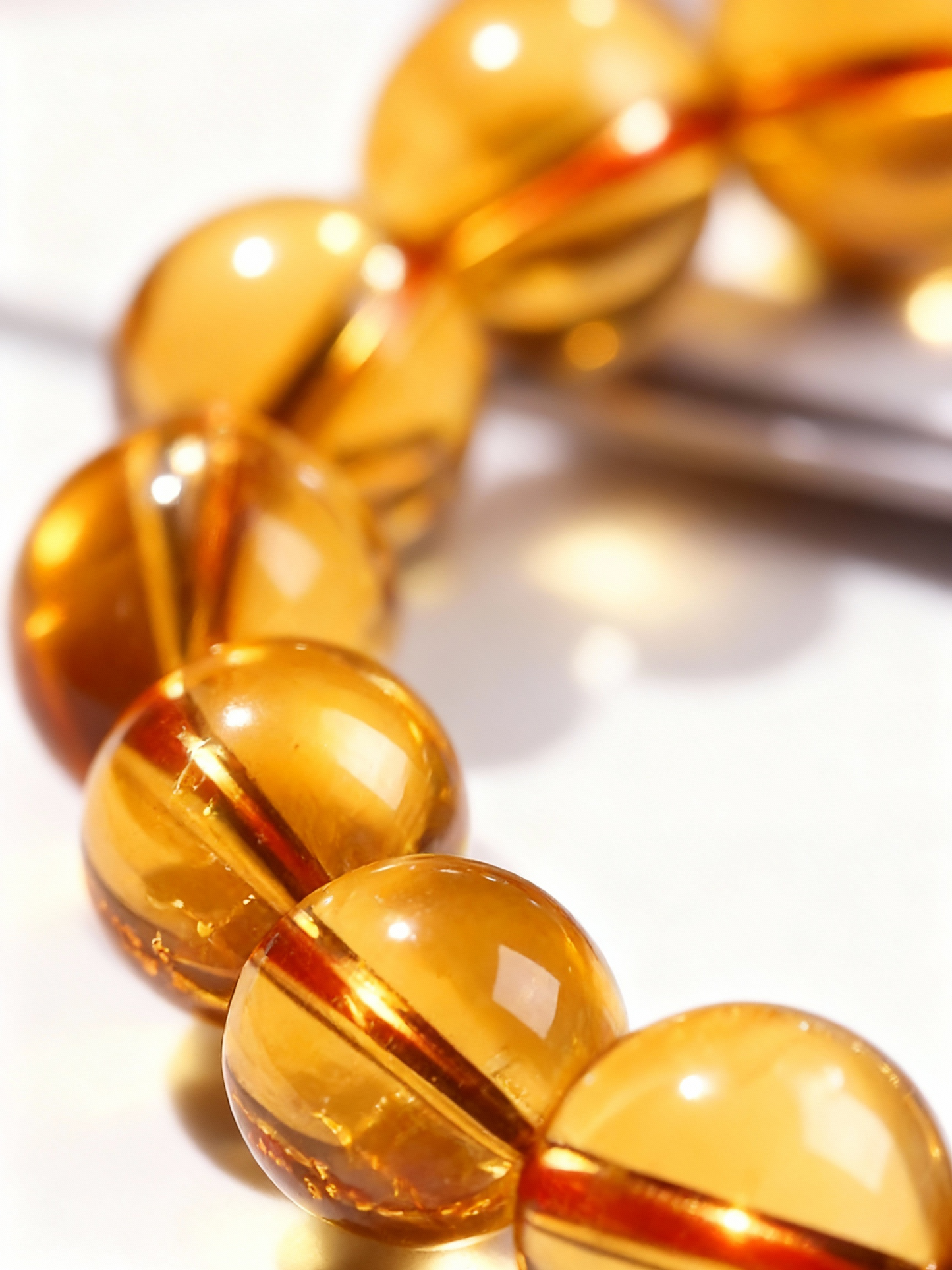 Premium citrine beaded bracelet with warm yellow hues