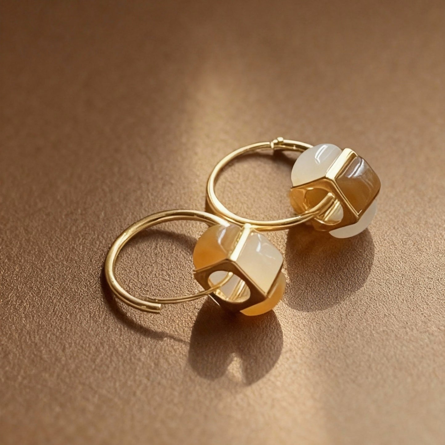 2-in-1 bicolor nephrite jade earrings and pendant set