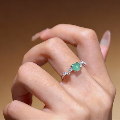 Natural aventurine ring with heart-shaped gemstone